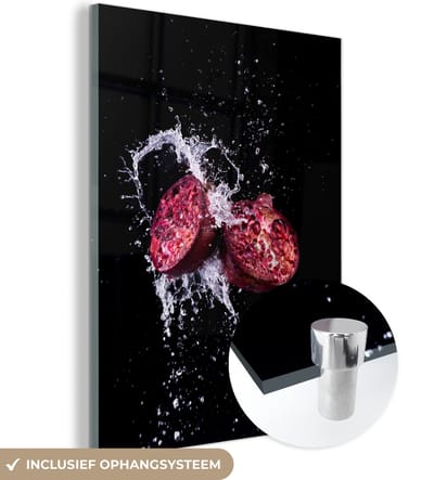MuchoWow® Glasschilderij 120x160 cm - Schilderij acrylglas - Granaatappel - Fruit - Water - Zwart - Paars - Foto op glas - Schilderijen