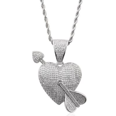 Pijl door Hart Ketting met Hanger - Zilver kleurig met Diamantjes (Zirkonia) - Kettingen Heren Dames - Papa Cadeau Voor Mannen - Vaderdag