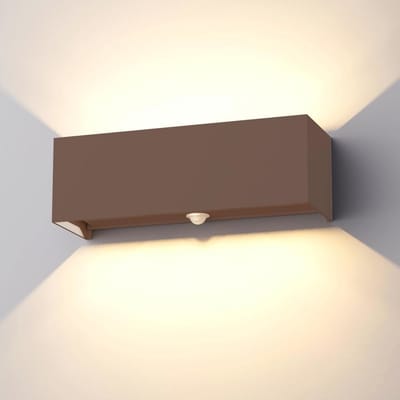 Buitenwandlamp met Bewegingsmelder en Verstelbare Lichtbundel - LED Wandlamp Voor Tuin of Binnengebruik - IP65 Waterdicht - 3000K Warm Wit