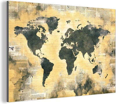 Aluminium schilderij 60x40 cm - Wanddecoratie metaal - Wereldkaart - Gouden - Kranten - Metalen muurdecoratie woonkamer - Decoratie industrieel - Foto op dibond - Industriële accessoires slaapkamer