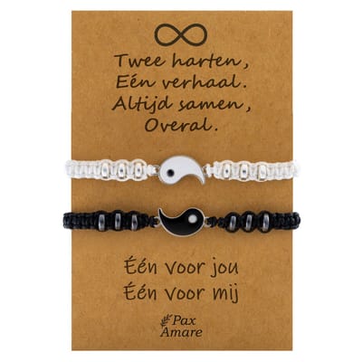 Vriendschapsarmbandjes voor 2 "Twee harten, een verhaal" - Yin Yang - BFF Armbandjes met Cadeau Kaartje - Zwart & Wit - Elastisch Verstelbaar - Pax Amare