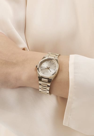 Gc Gc Prodigy Lady Mini Small Size Metal Quartz Chronograafhorloge Roségoudkleurig Kast Gemaakt Van 100% Roestvrij Staal En Een Armband Van 100% Roestvrij Staal 30 Z70001L3, Z70002L6
