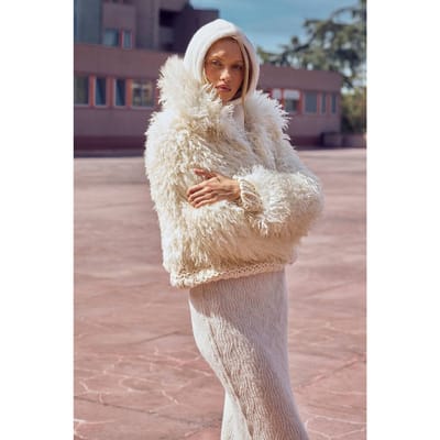 boohoo Dames Shaggy Fur Short Coat With clasps | Cream | Maat: 8