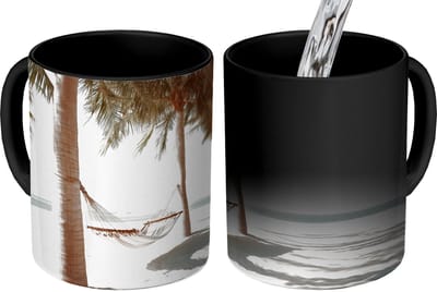 Magische Mok - Foto op Warmte Mokken - Koffiemok - Hangmat - Palmbomen - Strand - Zee - Magic Mok - Beker - 350 ML - Theemok