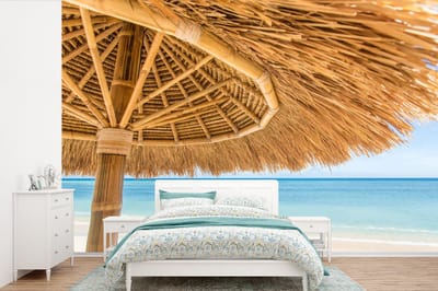 Behang - Fotobehang Parasol - Strand - Zee - Tropisch - Breedte 420 cm x hoogte 280 cm