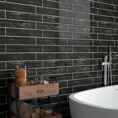 16 Stuks Zelfklevende Tegels voor Keuken en Badkamer - Wasbare PVC Tegelstickers in Zwart 30.5x30.5CM met Houtlook Afwerking
