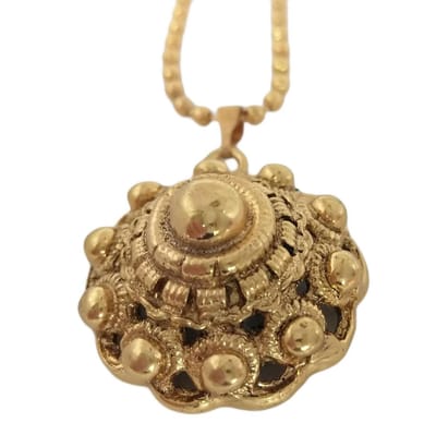 Zeeuws Meisje - Zeeuwse knop - Lange en korte ketting met grote Zeeuwse knoop verguld 26 mm doorsnede met echt goud
