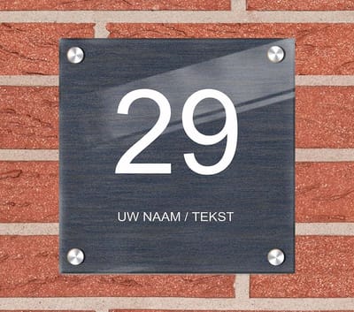 Naambordje voordeur plexiglas 25x25x0,5 cm model 1148 - Huisnummerbordje, naambordjes, naambordje huis, naamplaatjes, huisnummer bord, huisnummer bordje, originele naambordjes voordeur, huisnummerbord met naam, originele huisnummer bord