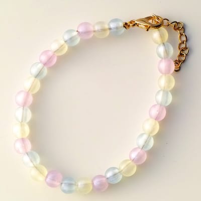 Armbandje drie kleuren transparant
