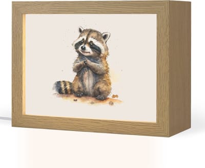 Nachtlampje 20x15 cm - Kinder lampje - Wasbeer - Waterverf - Kleuren - Dieren - Kids - Tafellamp kinderkamer - Slaapkamer lamp - Bedlamp kinderen - Kinderlampje stopcontact - Wandlamp babykamer - Nachtlampjes