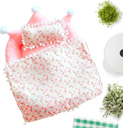 Poppen Beddengoed Set - Speelgoed Meubilair - Rollenspel Verbeelding - Stimuleert Creativiteit - 32x30cm - Roze