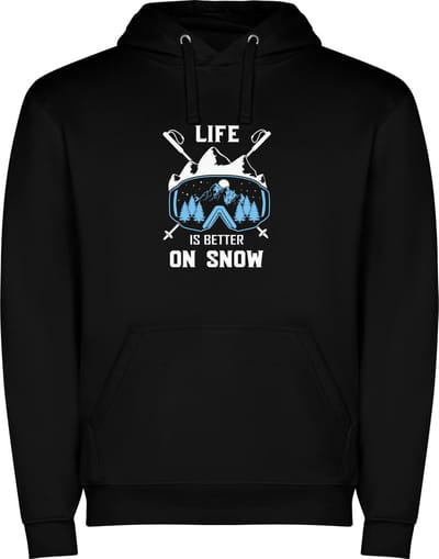 Zwarte unisex hoodie met “ Kleurrijke Life is better on snow – Het leven is beter in de sneeuw “ Print Full Color Color merk Roly maat S