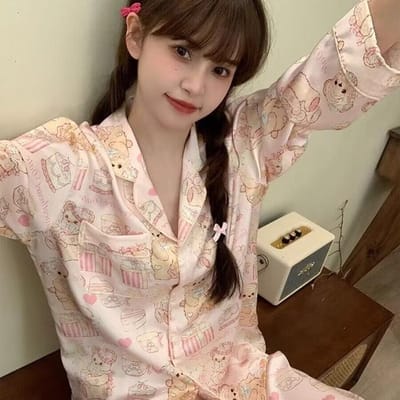 Ijszijde Pyjama's Dames Lente en Herfst Nieuw Schattige Beer Taart High-end Zomer Huiskleding Lange Mouw Bovenkleding XL beige