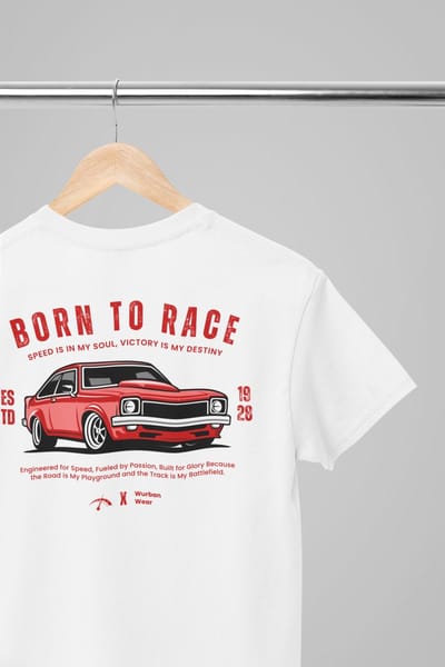 Oversized shirt - Born to race - Wurban Wear | T-shirt | Merk kleding | Unisex tshirt | Streetwear | Pump cover | Techno outfit | Merk shirt | Gym shirt | y2k | Techwear | Urban | Grote maten | T-shirt heren | T-shirt dames | Wit