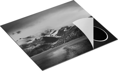 Chefcare Inductie Beschermer Meer bij de Bergen bij Zonsondergang - Zwart Wit - 60x50 cm - Afdekplaat Inductie - Kookplaat Beschermer - Inductie Mat