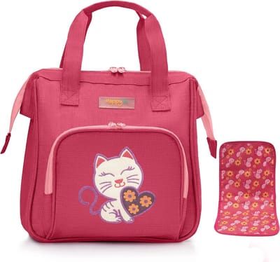 Roze Babypop Luiertas met Verschoonmat en Borduursel - Poppenaccessoires voor Creatief Spel