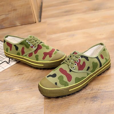Liberation Schoenen Heren Antislip Slijtvast Werk Verdikte Rubberen Schoenen Lage Top Camouflage Canvas Zomer Werk Arbeidsverzekering Trainingsschoenen 38 beige