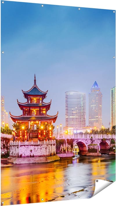 Gards Tuinposter Rivier bij Stad Guiyang in China - 120x180 cm - Tuindoek - Tuindecoratie - Wanddecoratie buiten - Tuinschilderij