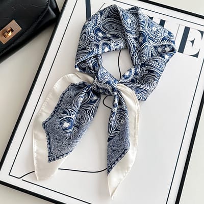 Dames Sjaal - Sjaals - Stola - Vierkante doek - Elegant Stijlvol Dames haar sjaal - Satijn zijde - Hals sjaaltje - Sjaaltje Satijn - Neksjaaltje - Omslagdoek Modesjaals - Neksjaal - Klein Sjaaltje -Blauwe cashew bloemen-70*70CM