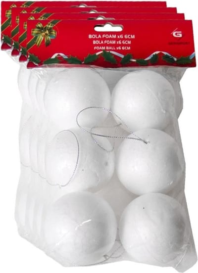 Gerimport Piepschuim ballen/bollen - 24x stuks - D6 cm - met lusjes - DIY hobby/decoratie balletjes