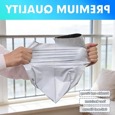 Duurzame Zelfklevende Verzendzakken 30x45+5cm - 50 Stuks, Waterdicht en Perfect voor Kleding en Verzending