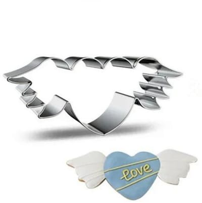Uitsteekvormpje Hart met Vleugels - 95x50MM - Metalen Vorm voor uitsteken van deeg - Valentijn/Liefde/Bruilofts koekjes bakken