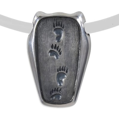 AuBor ®. Hanger. Zilver. In de sporen van de beer.