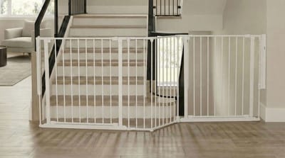 Safetots Overloop Oplossing met Twee Deuren en Meerdere Panelen voor Trappen Omhoog en Omlaag, Wit, 207cm lang, Inclusief 2 Deurtjes