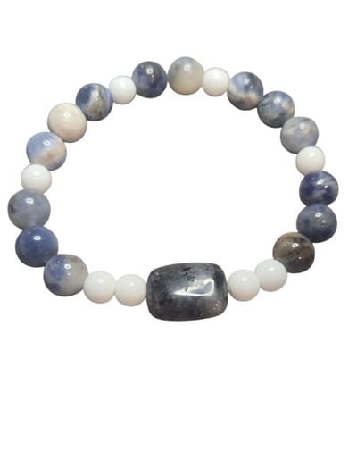 Witte agaat met sodaliet armband.