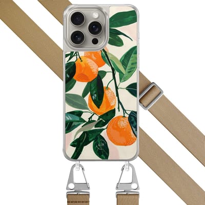 Hoesje met beige koord - Geschikt voor iPhone 15 Pro Max - Oranges - Verstelbaar & verwisselbaar koord - TPU backcover - Beige - Leuke Telefoonhoesjes