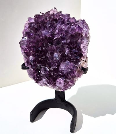 ThaleiaDesign - Sugar amethist - Edelstenen - woondecoratie - mineralen en kristallen - yoga - interieur - spiritueel - druzy - meditatie - healing - chakra - cadeau vrouw - liefde - balans - meditatie - spiritualiteit