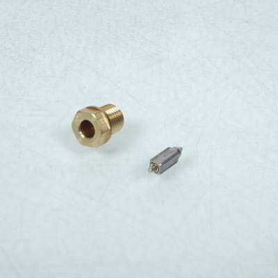 Kit Pointeau et siège 1.5 pour moto Suzuki 80 DS 1985-00 13370-23010 M7 pas 0.8