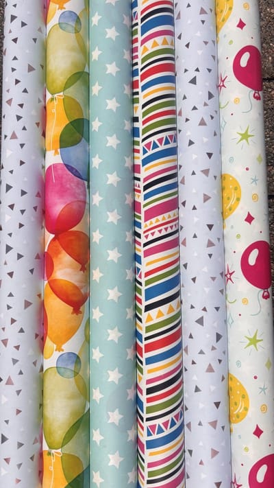 Cadeaupapier Vrolijk Verjaardag mix van 6 luxe rollen 200x70cm – Inpakpapier- Breedte 70 cm - 2m lang