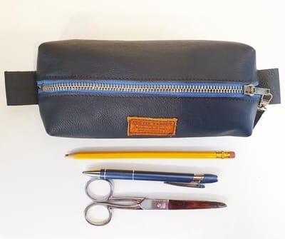 Toetie & Zo Leren Etui Rol Blauw, pennenetui, tekenetui, medicijntasje, make-uptasje