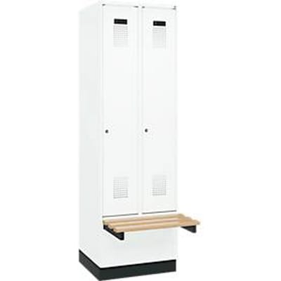 C+P Evolo Plus garderobekast, 2 vakken van elk 300 mm breed, sokkel, zwevende bank, B 600 x D 815 x H 1950 mm, cilinder, verkeerswit/verkeerswit