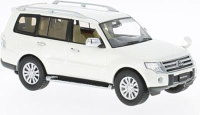 Mitsubishi Pajero 4WD 2010 Wit - Model 1/43 - First:43