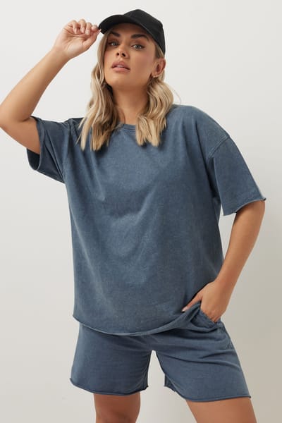 Yours Oversized Tshirt Van Sweatstof In Blauwe Acid Wash Size 42