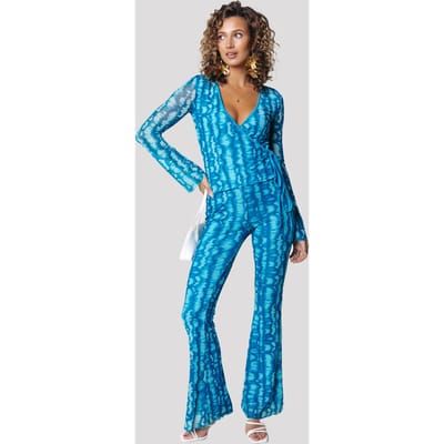 Colourful Rebel Tie Dye Mesh Extra Flare Pants Light Turquoise Size: XS | Wide-Leg & Flared Pants Outlet | Dames | Blauw