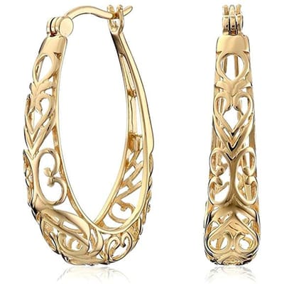 Huitan Delicate Sierlijke Uitgeholde Design Hoepeloorbellen Metalen Stijl Accessoires voor Vrouwen Elegante Temperament Sieraden Cadeau beige