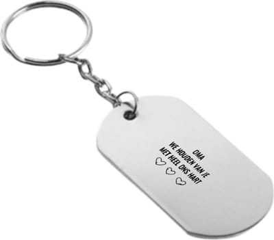 Akyol - oma we houden van je met heel ons hart sleutelhanger - Oma - de liefste oma - cadeautje - verjaardagscadeau - verjaardag - cadeau voor oma - cadeau - kado - geschenk - gift - oma artikelen - 54 x 29mm
