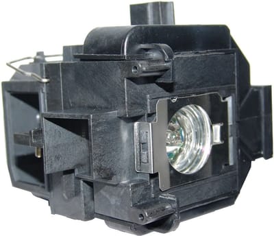 Beamerlamp geschikt voor de EPSON EH-TW8200W beamer, lamp code ELPLP69 / V13H010L69. Bevat originele P-VIP lamp, prestaties gelijk aan origineel.