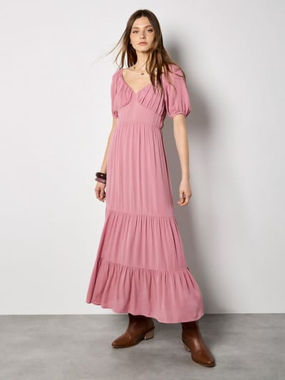 Maxi-jurk met gelaagde plooien