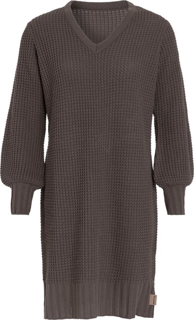 Knit Factory Robin Dames Jurk - Gebreide Trui Jurk - Wollen jurk - Herfst- & winterjurk - Wijde jurk - V-hals - Cappuccino - 40/42 - Knielengte