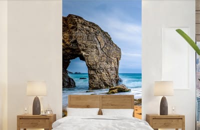 Behang - Fotobehang Stenen - Water - Strand - Rots - Golven - Breedte 120 cm x hoogte 240 cm