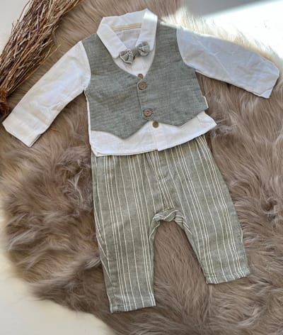 luxe drie delige katoenen set- hemd, broek, vastgenaaide gilet,vlinderdas- linnen/katoenmix-lichtgroen-feestoutfit-bruiloft-fotoshoot-verjaardag-doopsel-12 tem 18 maanden maat 80