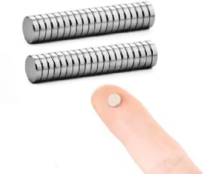 TLVX 50 stuks Ultra Kleine Sterke Magneten Rond 5x2mm / Platte magneten / Zinaps / Dunne Magneet / Mini Neodymium magneten / Magneetjes Deur / Kastdeuren / Koelkast / Whiteboard / School / Leren / Schoolbord / Papier vastzetten / Magnetische werking