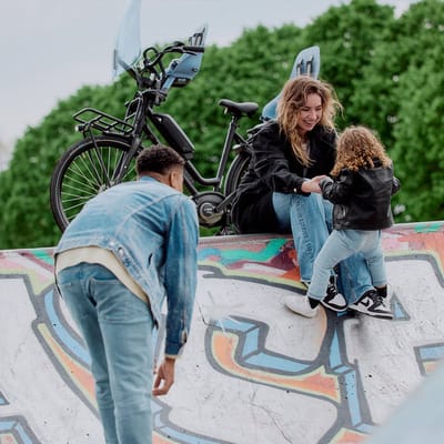 Urban Iki Fietsstoeltje Achter Ta–ke MIK HD - Fuji Blue/ Bincho Black