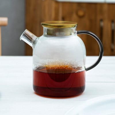 HOMLA - Jug - KUBBE - met gouden deksel - 1.8 l