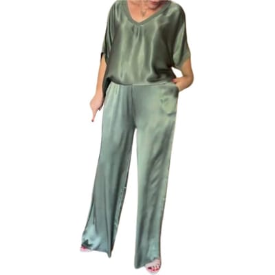 Vrouwen Wijde Broekpak Elegante Satijnen Top Wijde Broekset voor Vrouwen V-hals Blouse met Trekkoord Taille Los voor Dames XXXL legergroene kleur
