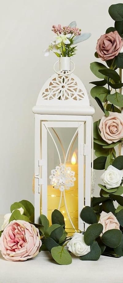 Decoratieve Lantaarn - Kaarslantaarn Kandelaar - Sfeer Creëren Buiten - Vintage Metalen Frame - 45 cm Hoog - Wit